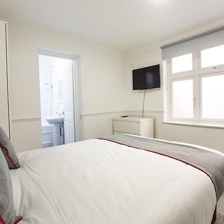 Oyo Brunel Hotel 억스브리지 외부 사진