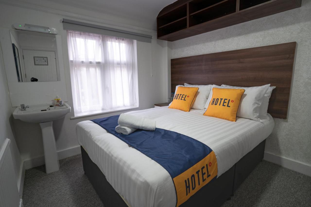 Oyo Brunel Hotel 억스브리지 외부 사진