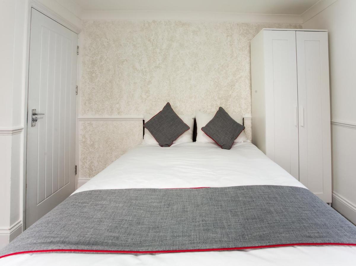 Oyo Brunel Hotel 억스브리지 외부 사진