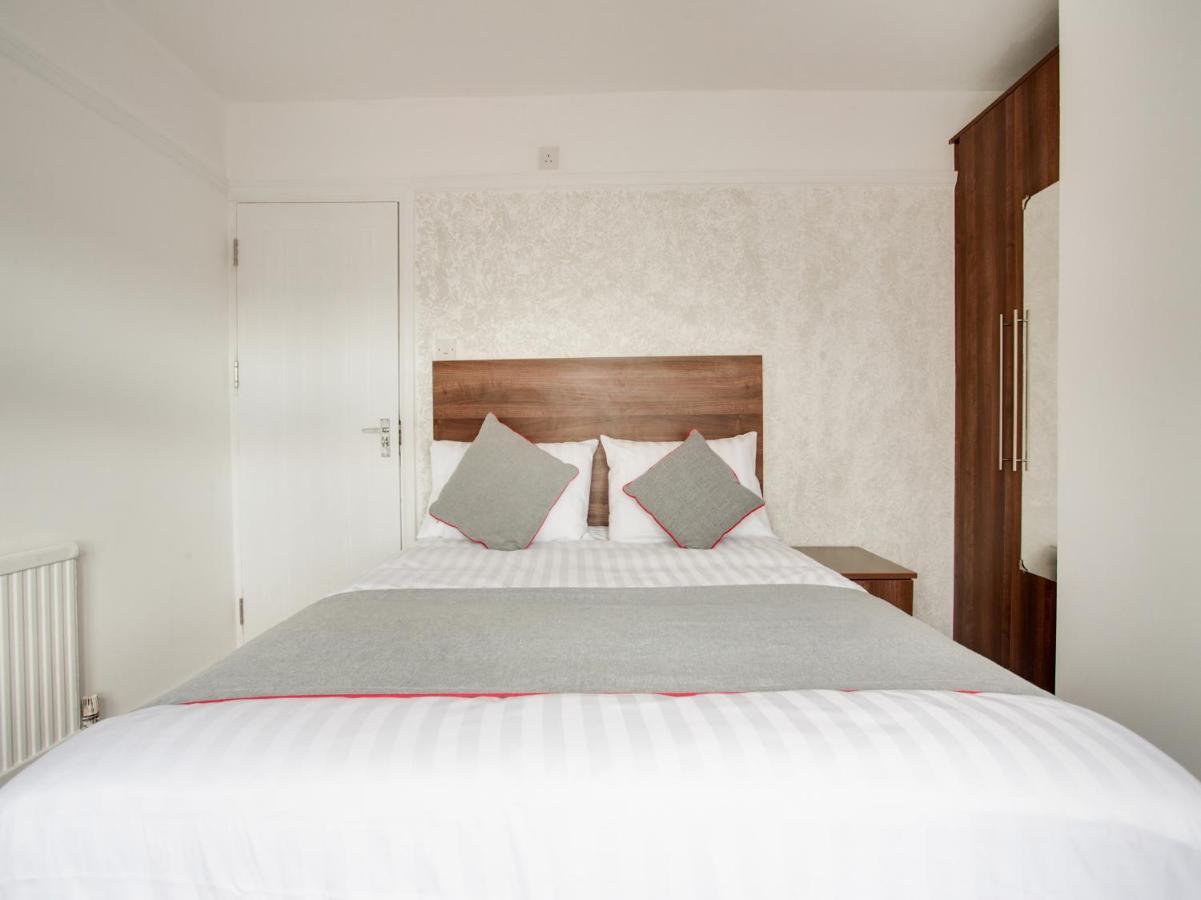 Oyo Brunel Hotel 억스브리지 외부 사진